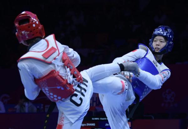 跆拳道奥运直通卡赛首日：中国队收获两张巴黎奥运会门票