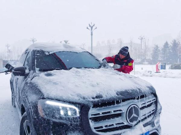 车被冻住怎么办？小心一招毁车！