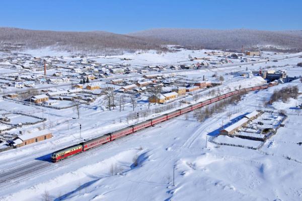 把“东北炕头”搬进火车？乘客：一坐下就想盘腿