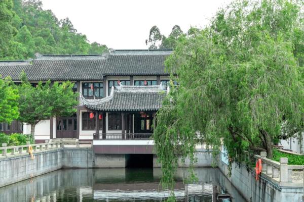 广州小众海景游玩路线！地铁直达山顶看海