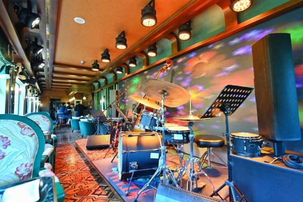 把“东北炕头”搬进火车？乘客：一坐下就想盘腿