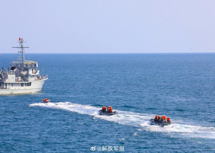 紧张现场！海上搜救训练进行中