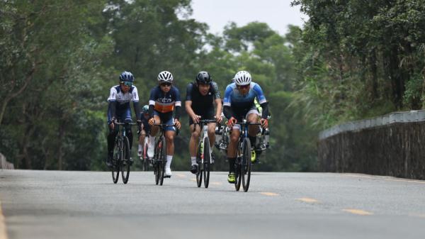 首届盐田山海国际公路自行车赛深圳落幕