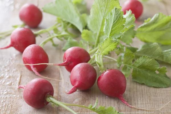 你扔掉的这个菜叶子竟是补钙高手，这3种食物别再拿它补钙了！