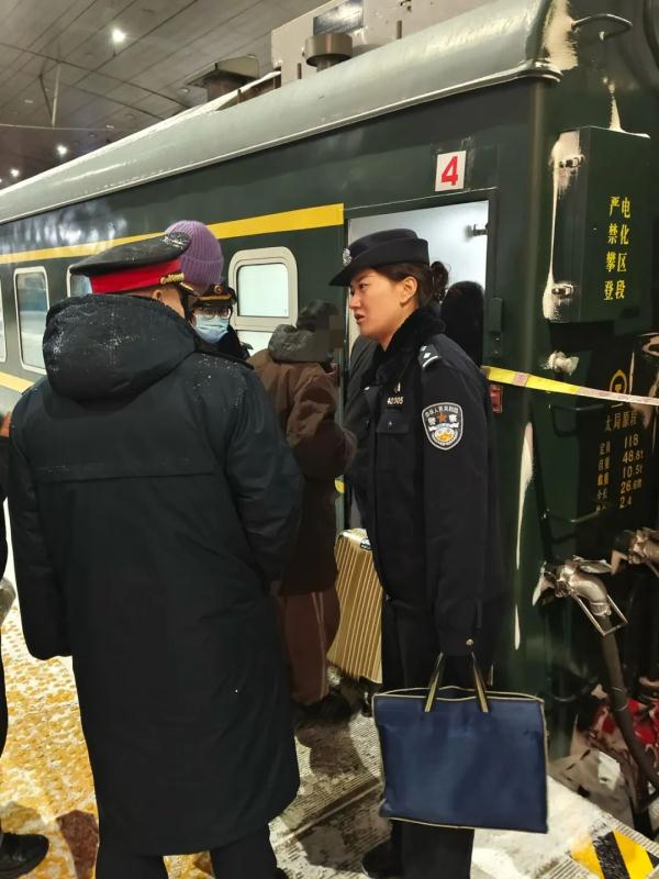 这是属于津城的“雪中浪漫”……安全感爆棚! 这是属于津城的“雪中浪漫”……安全感爆棚!