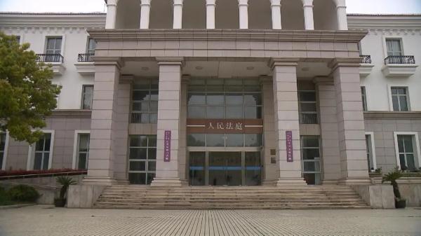 30岁女子和6旬老伯结婚一年后离婚,媒人被告上法庭...... 30岁女子和6旬老伯结婚一年后离婚,媒人被告上法庭......