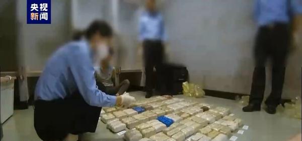 抓捕过程惊心动魄！特大运毒案告破，缴获冰毒64.1公斤