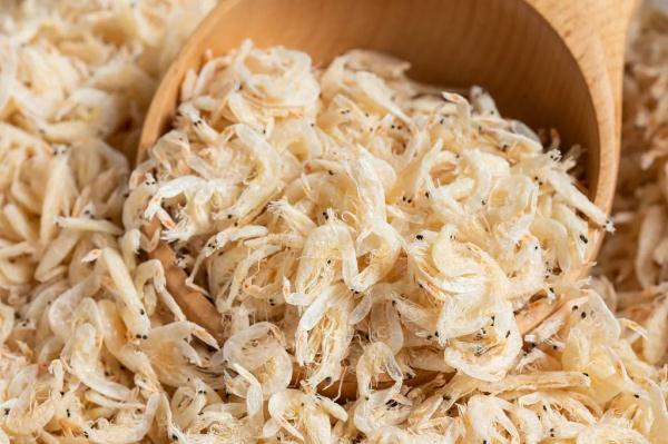 你扔掉的这个菜叶子竟是补钙高手，这3种食物别再拿它补钙了！