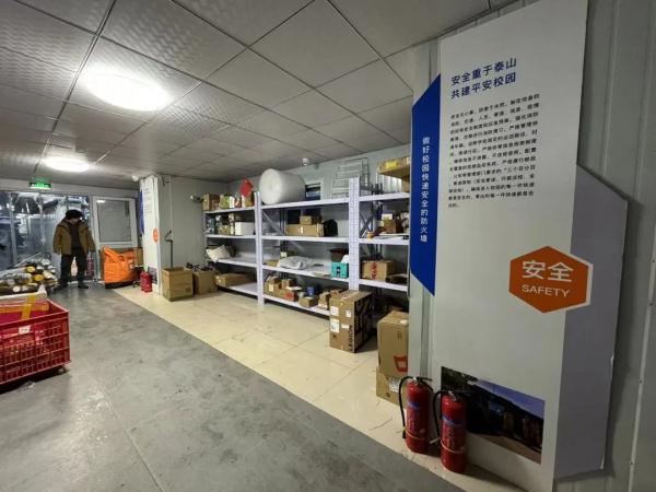高校快递“最后一公里”困境如何破局？