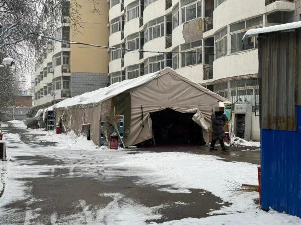 高校快递“最后一公里”困境如何破局？