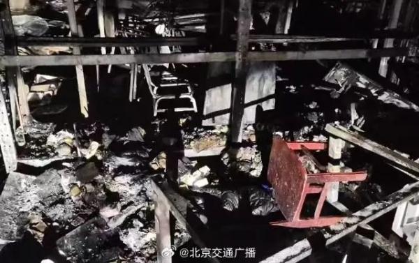 高校快递“最后一公里”困境如何破局？