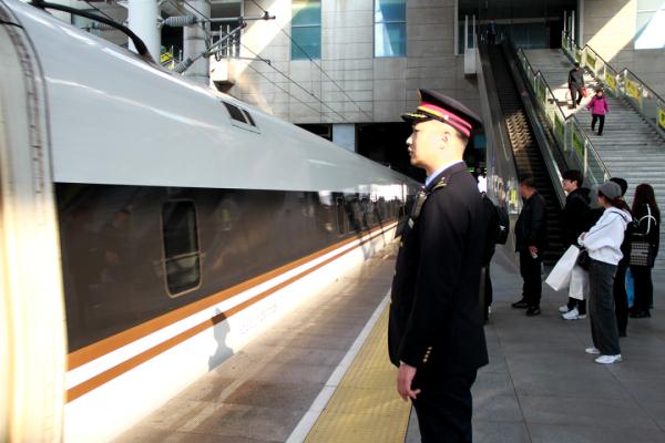  注意！乘坐火车，没能及时上下车，怎么办？