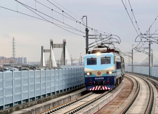 佛山⇋广州南站20分钟内可达!春节前开通 佛山⇋广州南站20分钟内可达!春节前开通