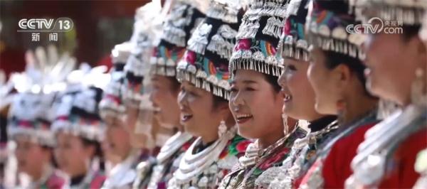 以高质量发展推进中国式现代化 人民生活呈现万千气象