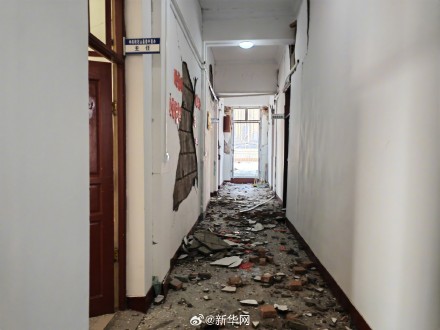 甘肃积石山6.2级地震现场实拍 甘肃积石山6.2级地震现场实拍