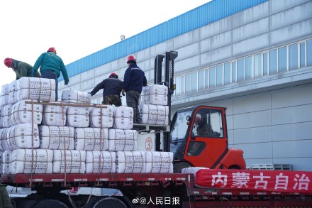 物资正在路上!全国与地方援助物资正运往震区 物资正在路上!全国与地方援助物资正运往震区