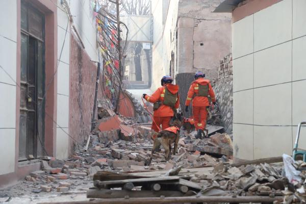 积石山6.2级地震丨这些暖心瞬间，令人动容！