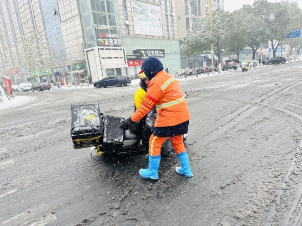 以雪为令,昼夜守护 以雪为令,昼夜守护