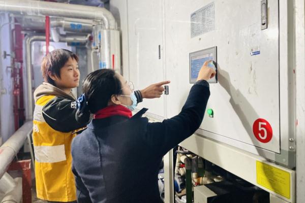 气温骤降 重庆铁路部门打响运输安全攻坚战 气温骤降 重庆铁路部门打响运输安全攻坚战