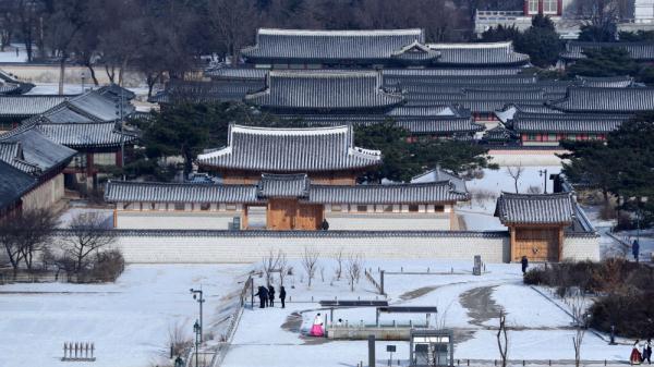 韩国首尔：雪后古宫