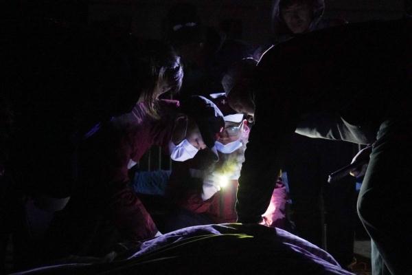 来自积石山地震灾区的最新报道丨每一缕光线,都是希望 来自积石山地震灾区的最新报道丨每一缕光线,都是希望