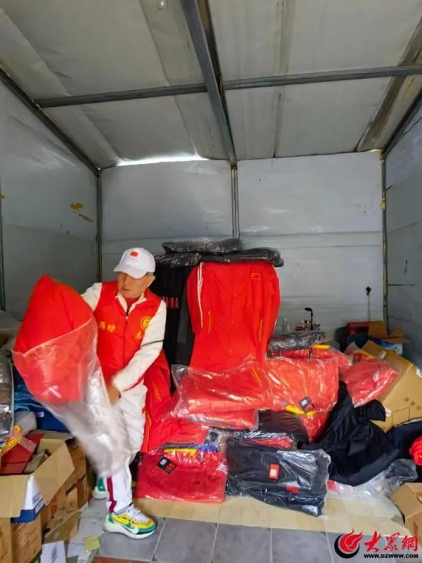 山东各救援力量驰援甘肃！愿英雄平安归来