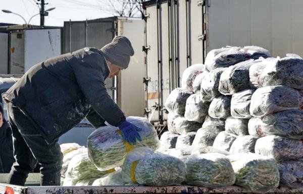 严寒中热闹的肉菜批发市场 严寒中热闹的肉菜批发市场