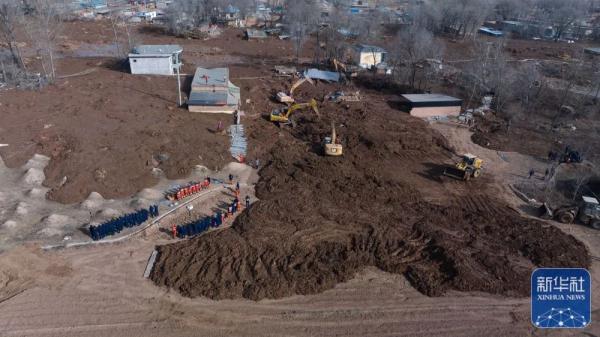 地震引发砂涌!青海两村被淤泥包围,多人失联!专家分析研判 地震引发砂涌!青海两村被淤泥包围,多人失联!专家分析研判