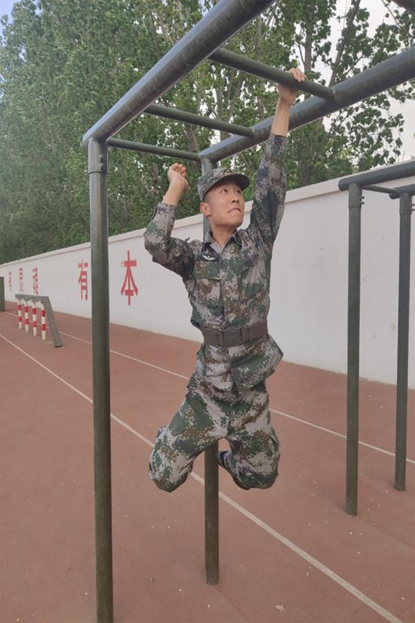 这个排长，真牛！