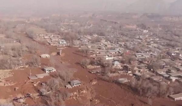 地震引发砂涌!青海两村被淤泥包围,多人失联!专家分析研判 地震引发砂涌!青海两村被淤泥包围,多人失联!专家分析研判