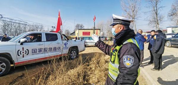 3200余名警力驰援抗震救灾一线