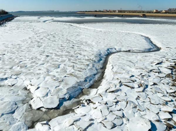 海上奇观,太震撼了!欢迎来到北极圈“青岛分圈” 海上奇观,太震撼了!欢迎来到北极圈“青岛分圈”
