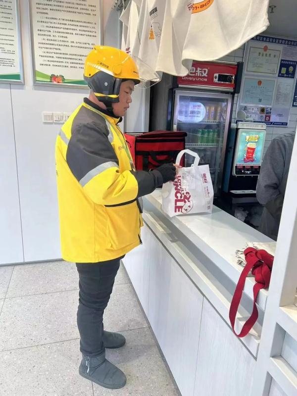 合肥独臂外卖小哥最新发声 合肥独臂外卖小哥最新发声