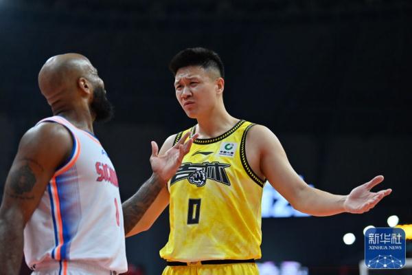 CBA常规赛 | 吉林九台农商银行胜四川金强 CBA常规赛 | 吉林九台农商银行胜四川金强