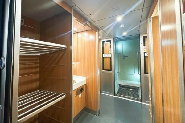 复兴号新车型来了！