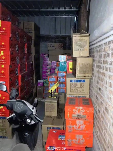 入冬以来 警方连查多处烟花窝点