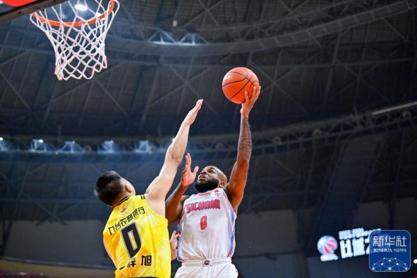 CBA常规赛 | 吉林九台农商银行胜四川金强 CBA常规赛 | 吉林九台农商银行胜四川金强