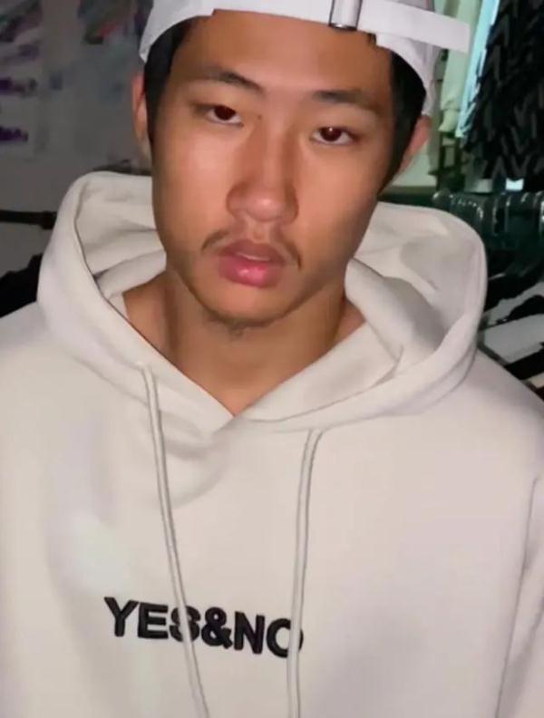 掉粉100多万后，于文亮就“圈钱”言论道歉