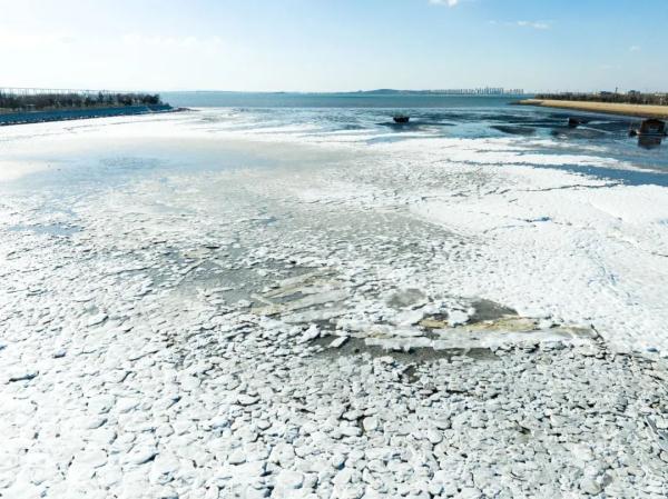 海上奇观,太震撼了!欢迎来到北极圈“青岛分圈” 海上奇观,太震撼了!欢迎来到北极圈“青岛分圈”