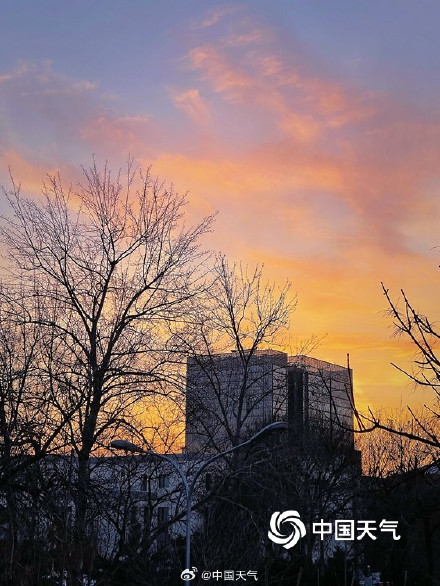 北京冬至唯美橙粉晚霞