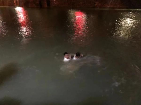 深夜突发！就在南昌一湖边！情况紧急