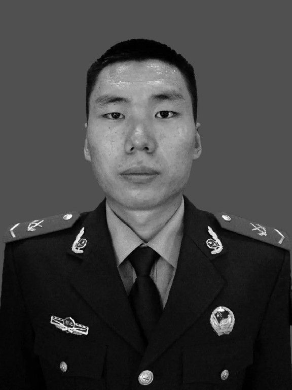 武警部队隆重举行“铁血忠诚”主题颁奖典礼