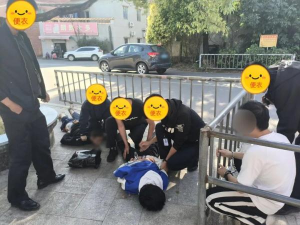 “爷爷，能不能救救我？”这些“孙子”都被抓了！
