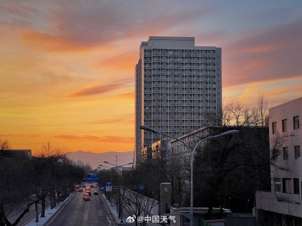 北京冬至唯美橙粉晚霞