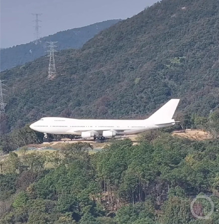浙江舟山一景区“降落”大型客机？景区回应：是组装的退役飞机