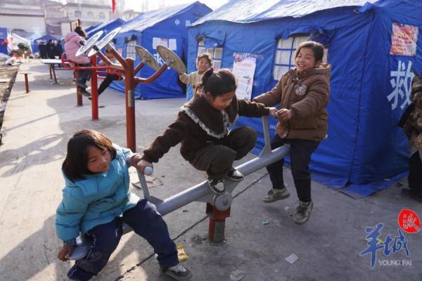 地震之后:温情的救援和安置 地震之后:温情的救援和安置