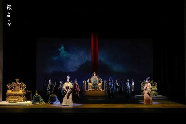 北京人艺年度历史大戏《张居正》首登人艺舞台 陪观众一起大戏跨年 北京人艺年度历史大戏《张居正》首登人艺舞台 陪观众一起大戏跨年