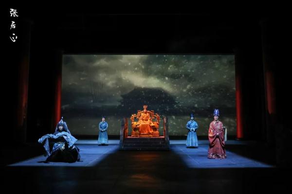 北京人艺年度历史大戏《张居正》首登人艺舞台 陪观众一起大戏跨年 北京人艺年度历史大戏《张居正》首登人艺舞台 陪观众一起大戏跨年