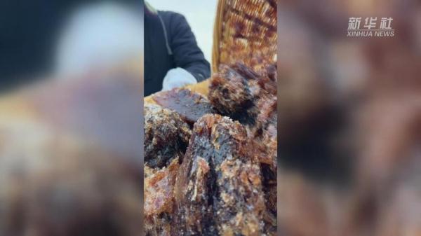 隆冬捞冰 祖传手艺酿造地道老陈醋 隆冬捞冰 祖传手艺酿造地道老陈醋