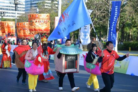 最低6℃！2023广州黄埔马拉松赛今早开跑